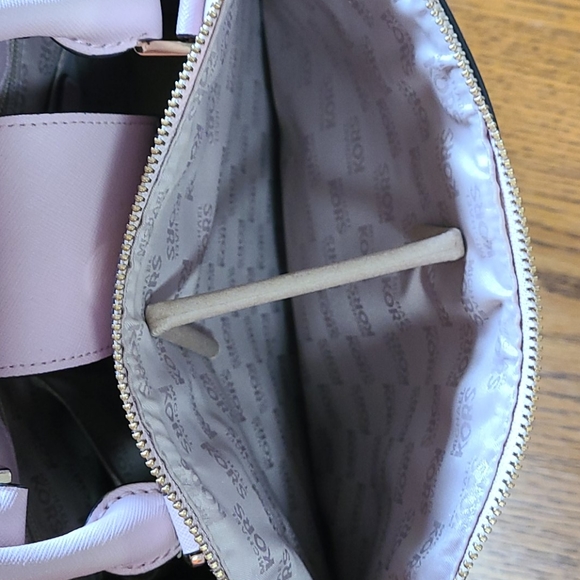 Michael Kors EUC Pink Purse - Picture 8 of 8